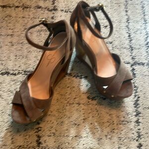 Jessica Simpson sandals size 8B/38 coffee color. Worn 2x